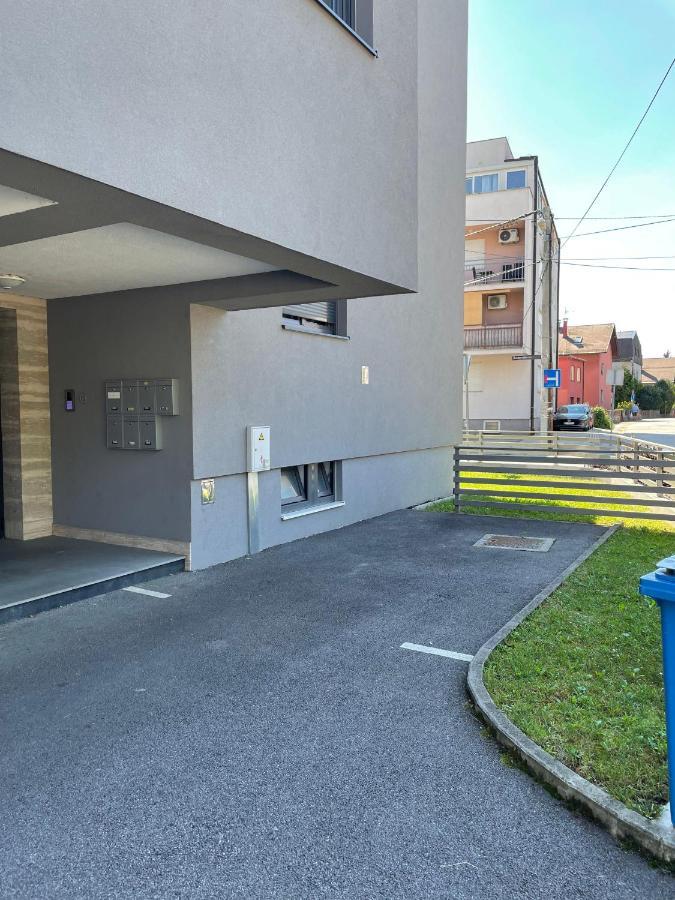 Lucky Place Apartment - Zumberacka With Free Private Parking Zagreb Exterior foto